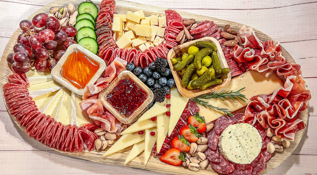 Extra large palm leaf tray