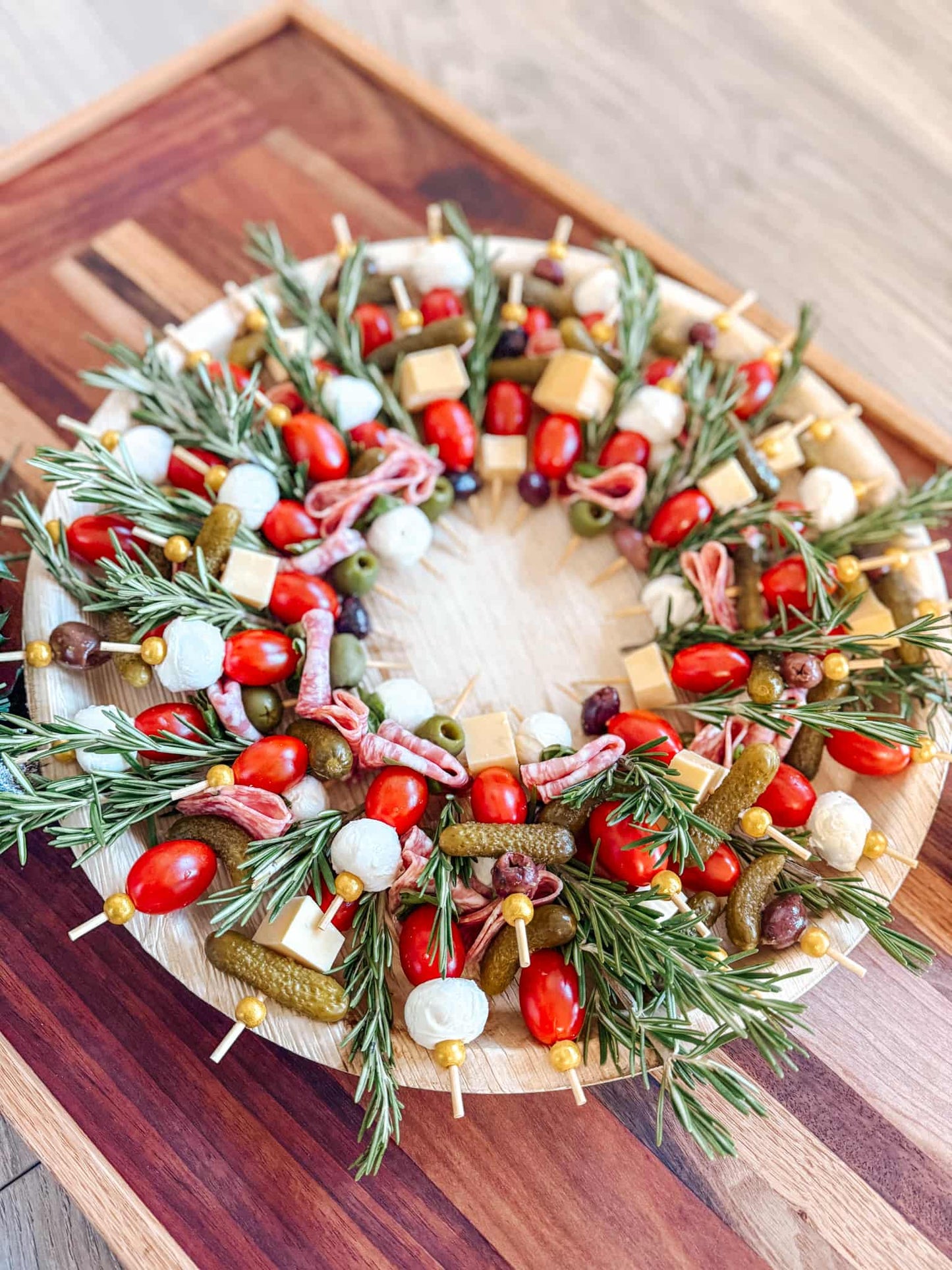 antipasto skewer wreath